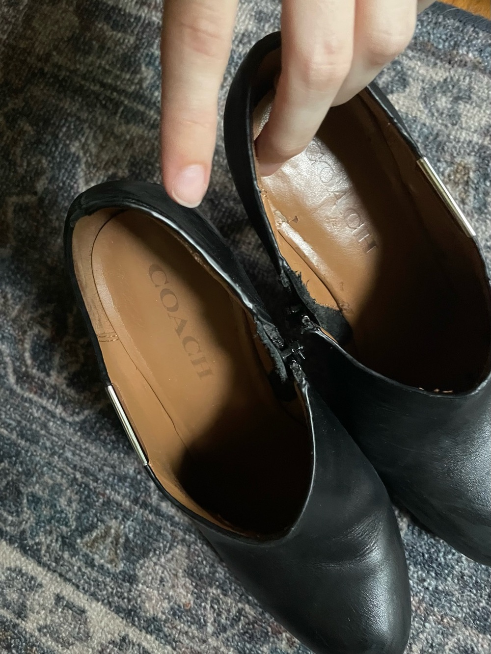 🐾Coach Seneca ankle booties🐾 - Picture 4 of 7
